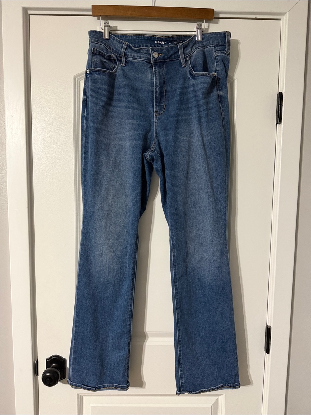 Old Navy Women's Medium Blue Kicker Boot-Cut Jeans Size 14